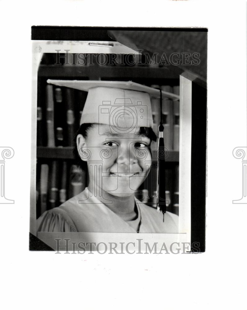 1992 Press Photo Lazena Davis 14year old Detroit Police - Historic Images