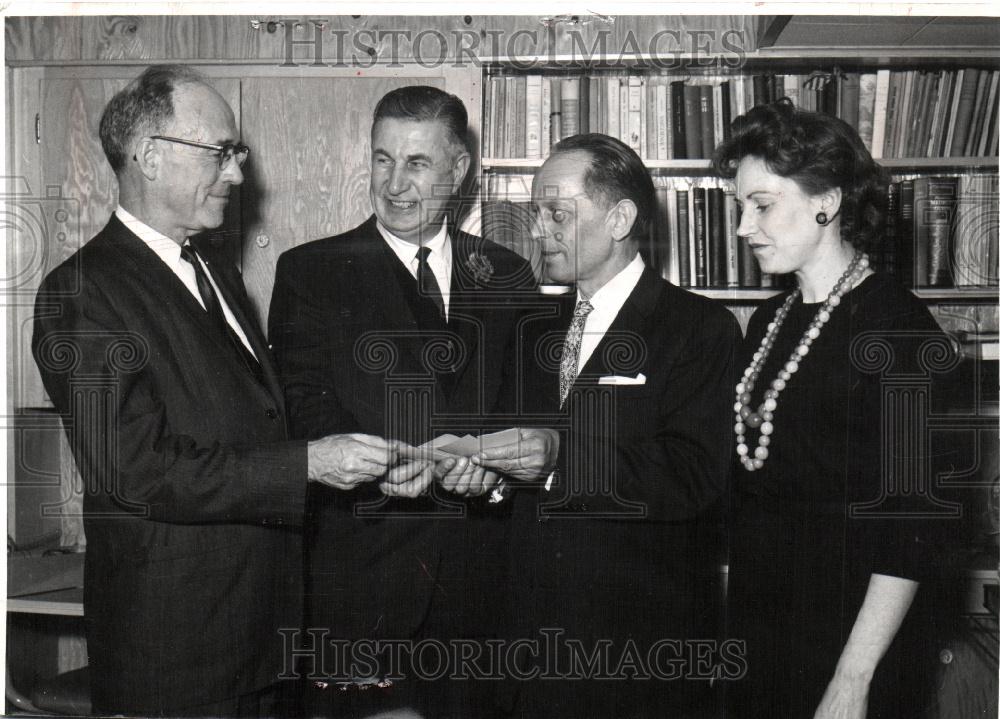 1963 Press Photo Mayor Sranley Davis Judge Fred M.Searl - Historic Images