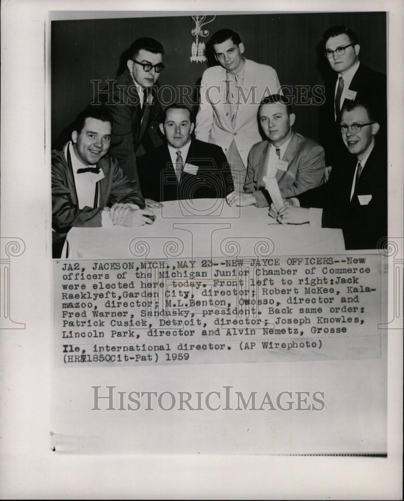 1959 Press Photo Jayce officers Jack Raeklyeft - Historic Images