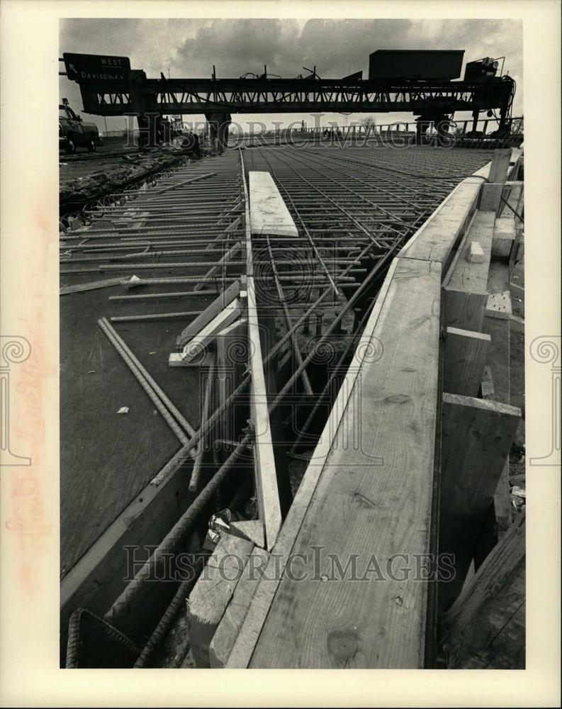 1987 Press Photo Lodge Freeway Davison Overpass - Historic Images