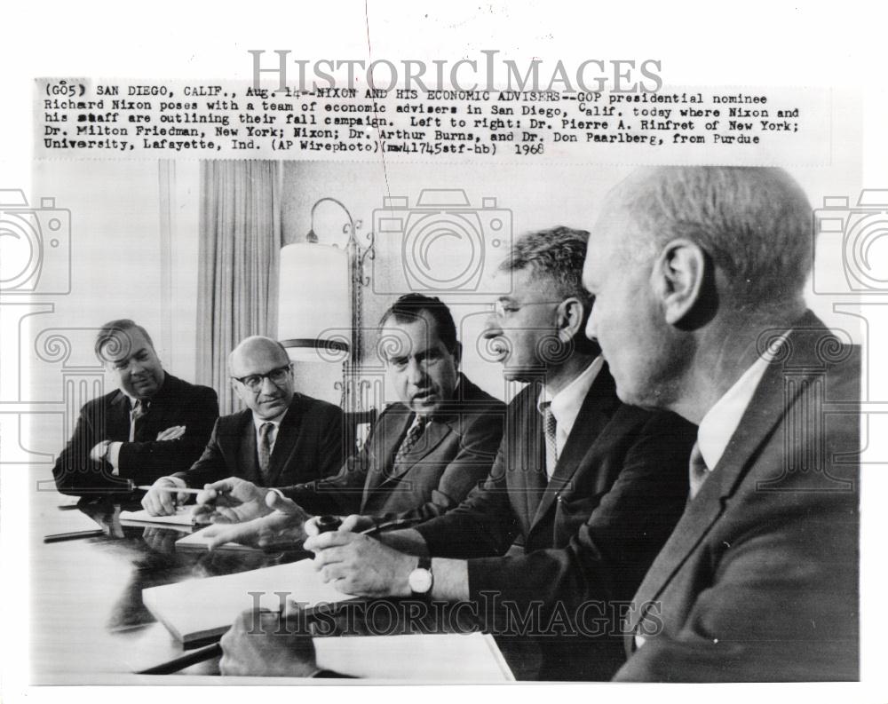 1968 Press Photo nixon advisors economic candidate. - Historic Images