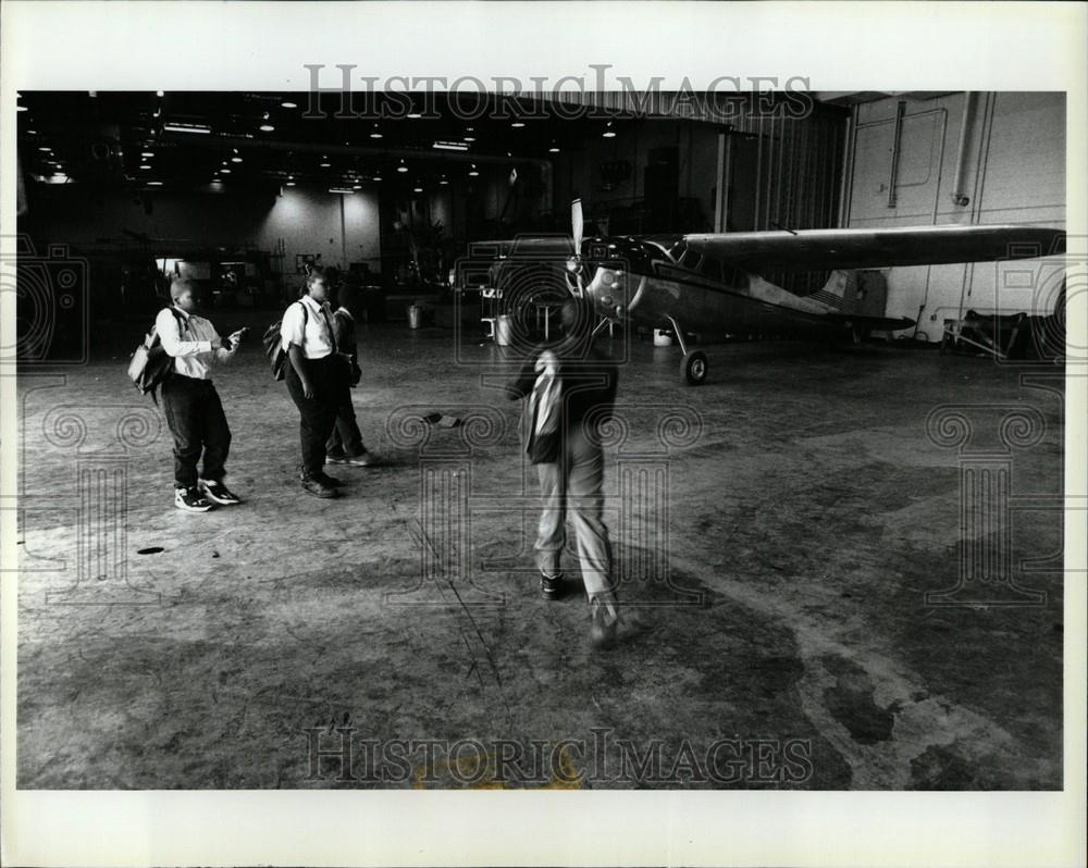 1995 Press Photo Malcolm academy,california - Historic Images