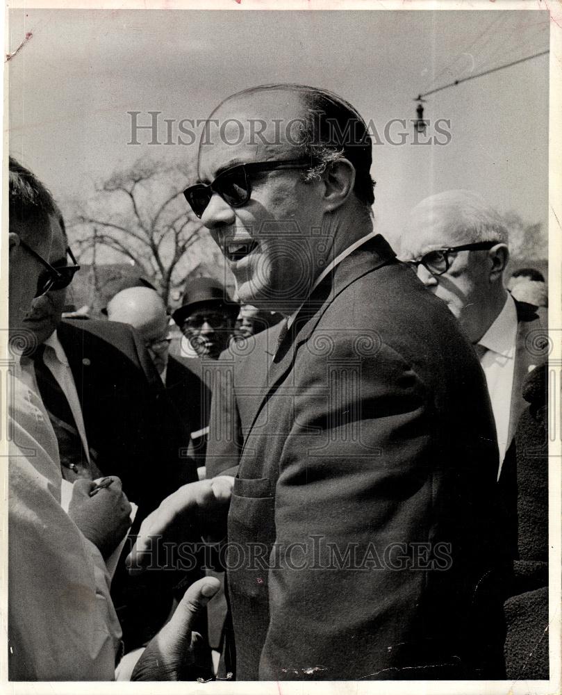 1967 Press Photo Sen Basil Brown - Historic Images