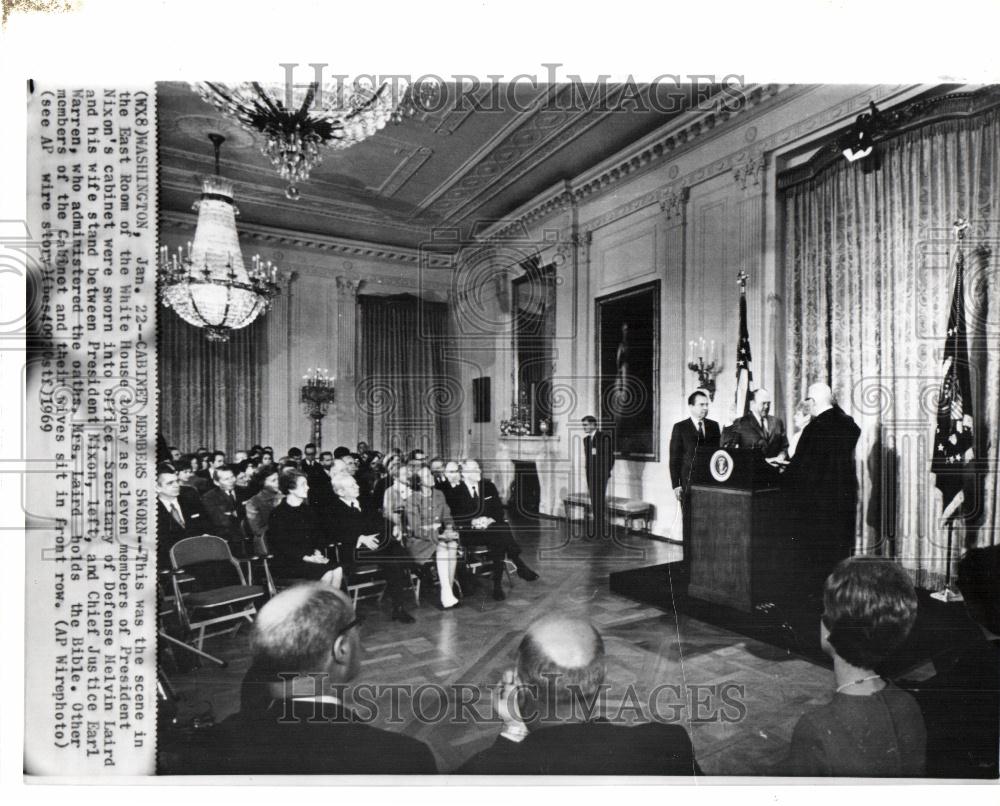 1969 Press Photo East Room White House sworn office - Historic Images