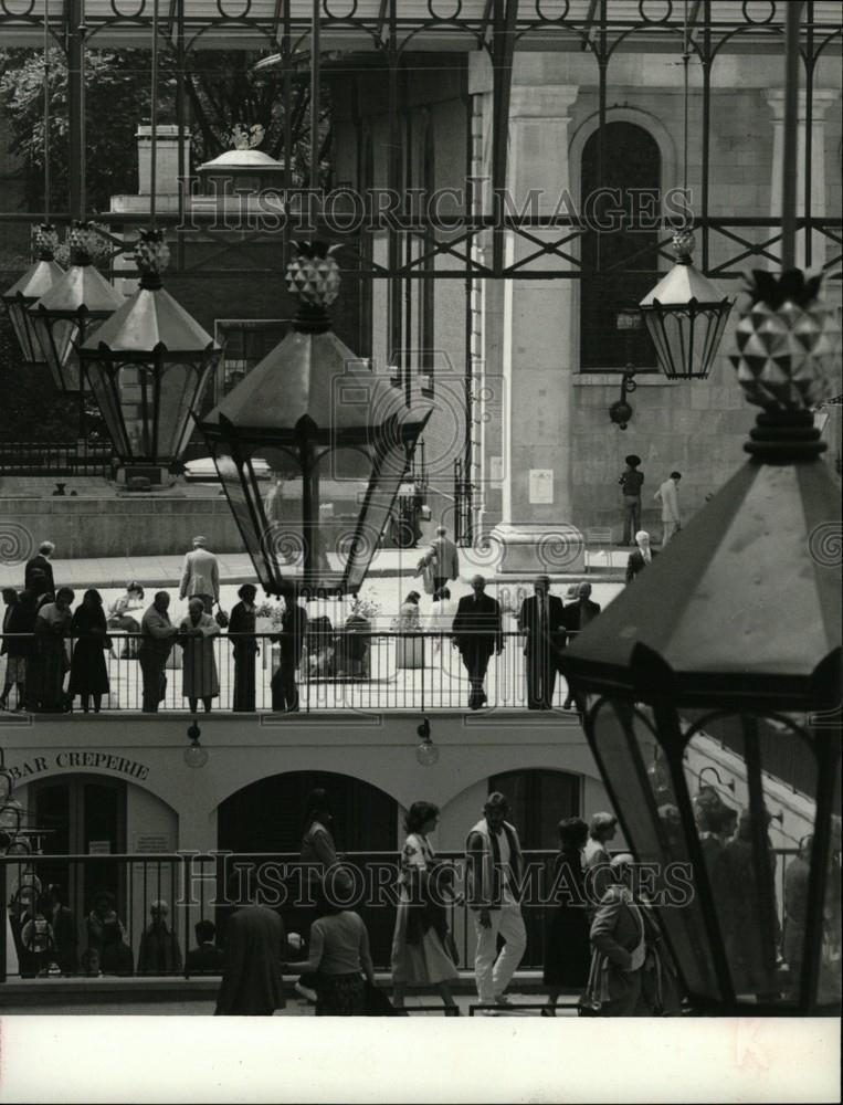 1981 Press Photo Charies Dickens Covent Garden London - Historic Images