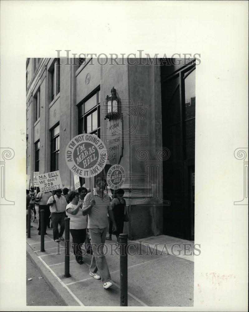 1983 Press Photo Glenn Watts president Workers America - Historic Images