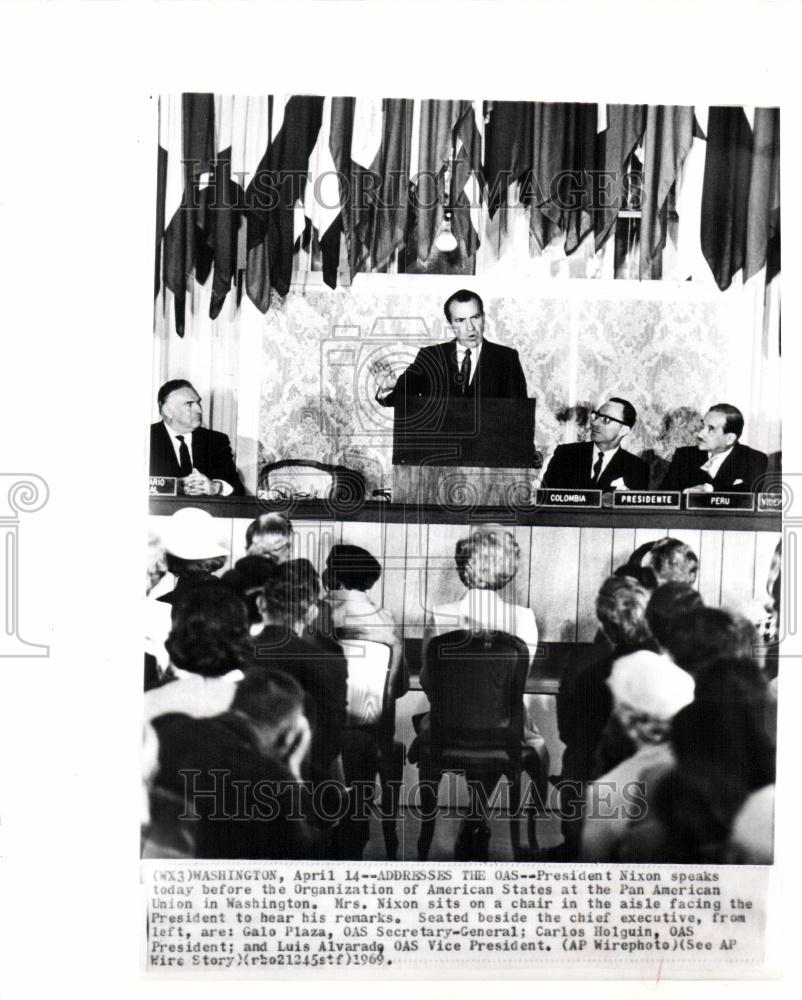 1969 Press Photo Nixon OAS Galo Plaza Holguin Alvarado - Historic Images