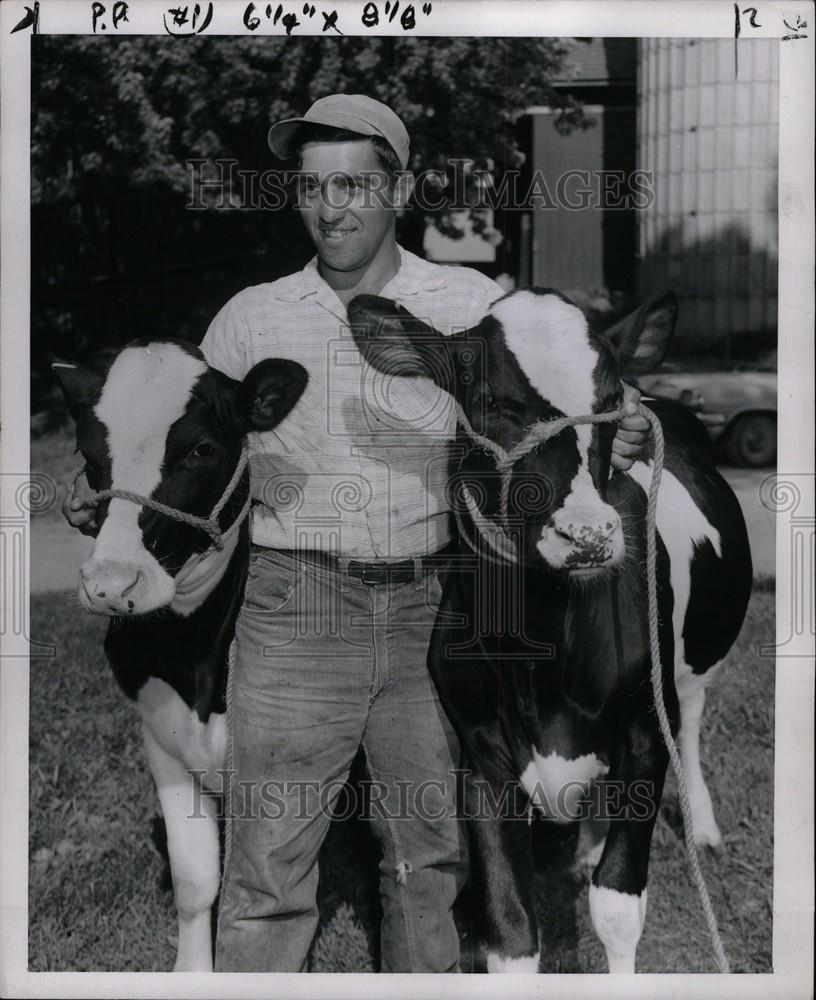 1957 Press Photo Bob Finley Beth bab Hostein Cow Fair - Historic Images