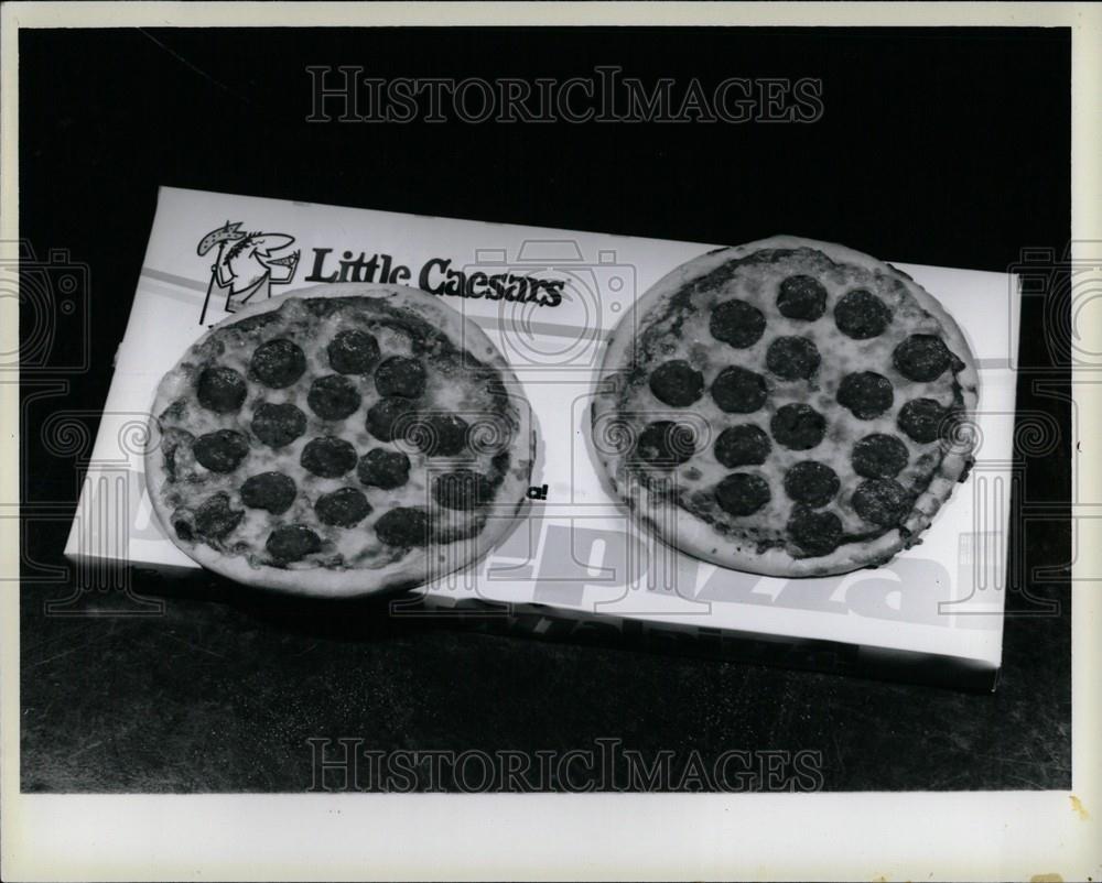 1981 Press Photo pizza ovenbaked flat disc-shaped bread - Historic Images
