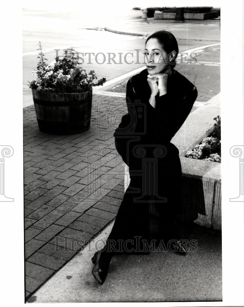 1992 Press Photo Yeohlee Teng Women Fashion - Historic Images