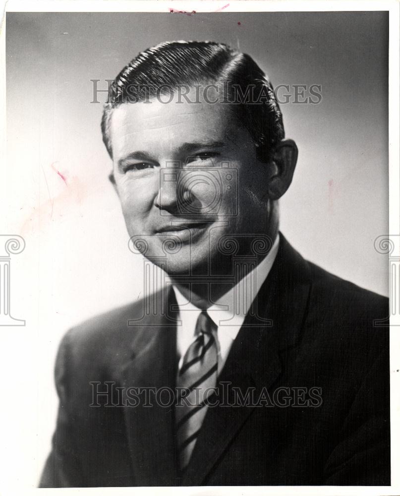 1961 Press Photo dapper scale John Tower - Historic Images