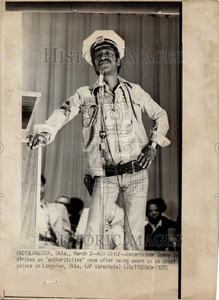 1975 Press Photo new chief sammy sheriif langston okla - Historic Images