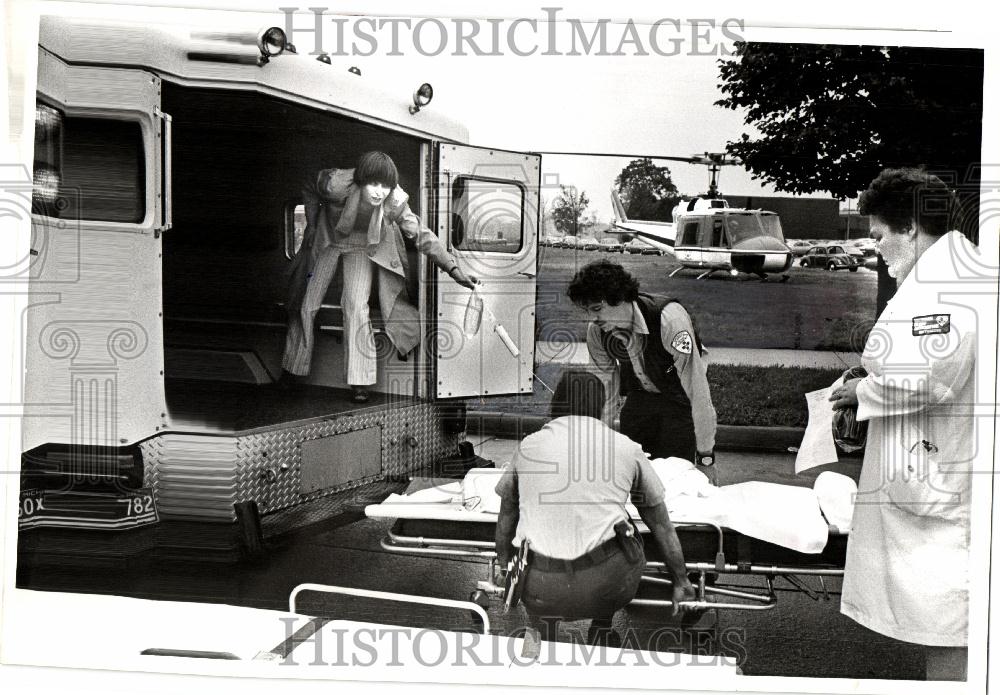 1977 Press Photo Medivac Helicopter - Historic Images