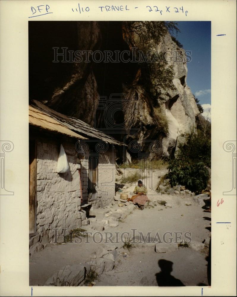 1991 Press Photo Maria Tarahumara baskets - Historic Images