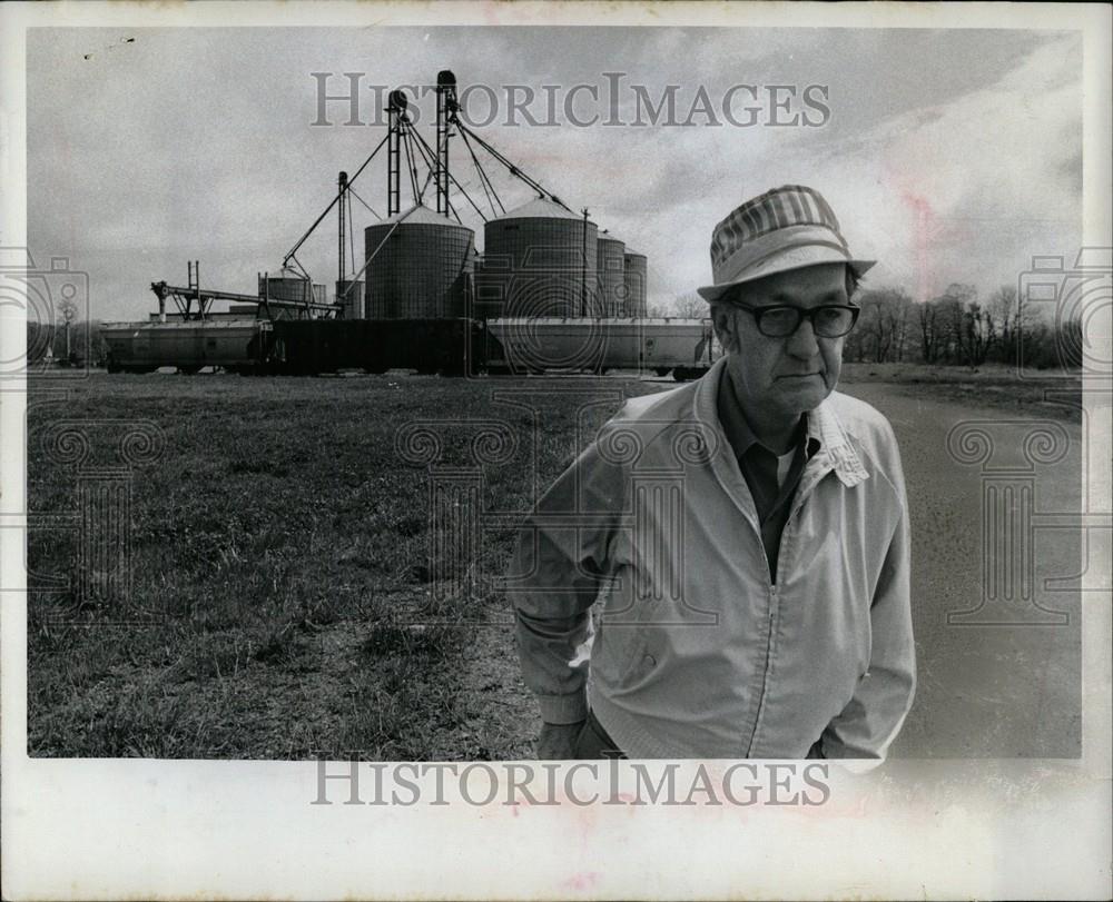 1974 Press Photo Litchfield Mayor Woodrow Southfield - Historic Images