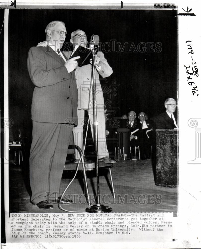 1956 Press Photo Bernard Vessey James Houghton Delegate - Historic Images