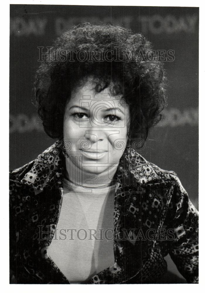 1974 Press Photo Sharon Brown on &quot;Detroit Today&quot; - Historic Images