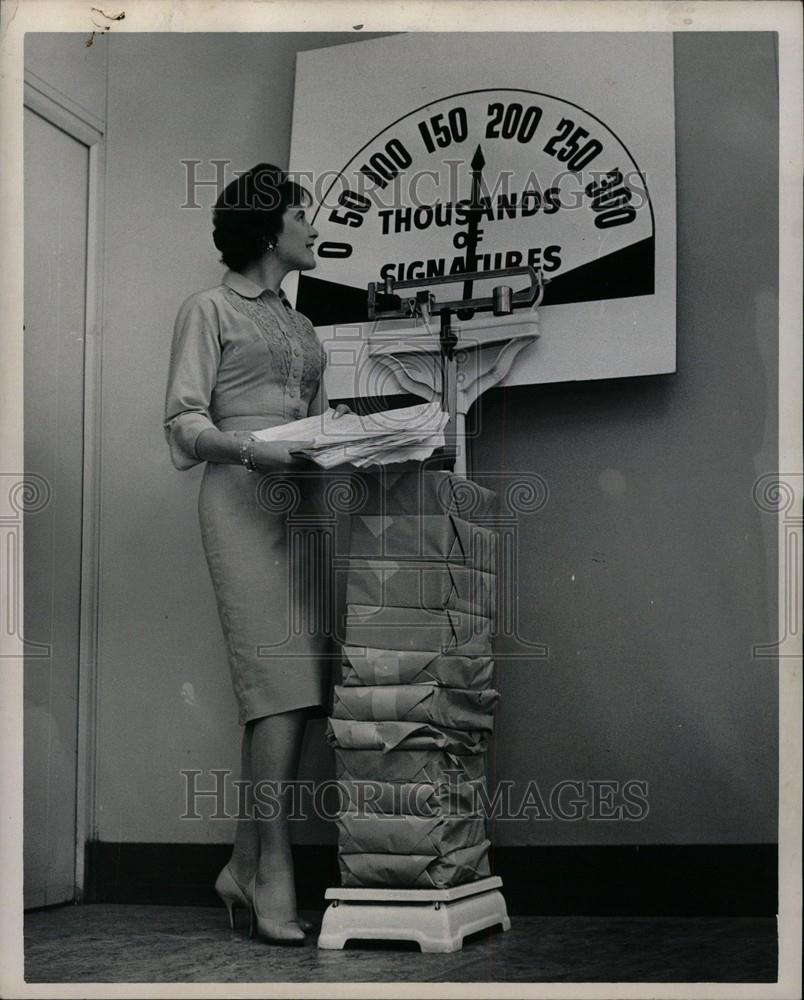 1960 Press Photo petition constitution convention - Historic Images