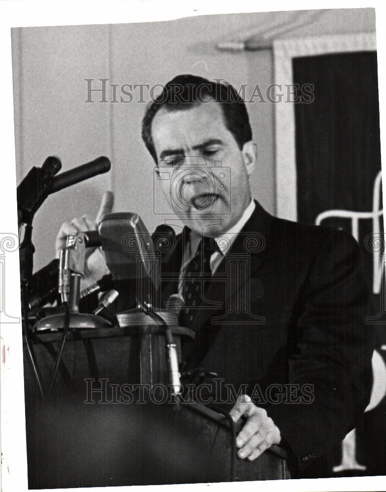 1961 Press Photo Richard M. Nixon 37th President USA - Historic Images