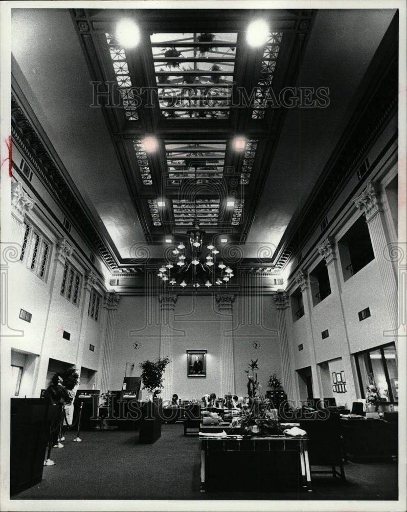 1972 Press Photo Michigan National Bank - Historic Images