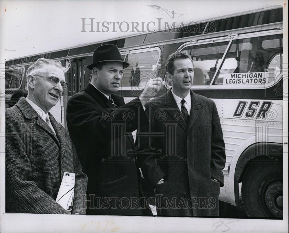 1964 Press Photo MAYOR CAVANAGH JAMES FOLKS WILLIAM G. - Historic Images