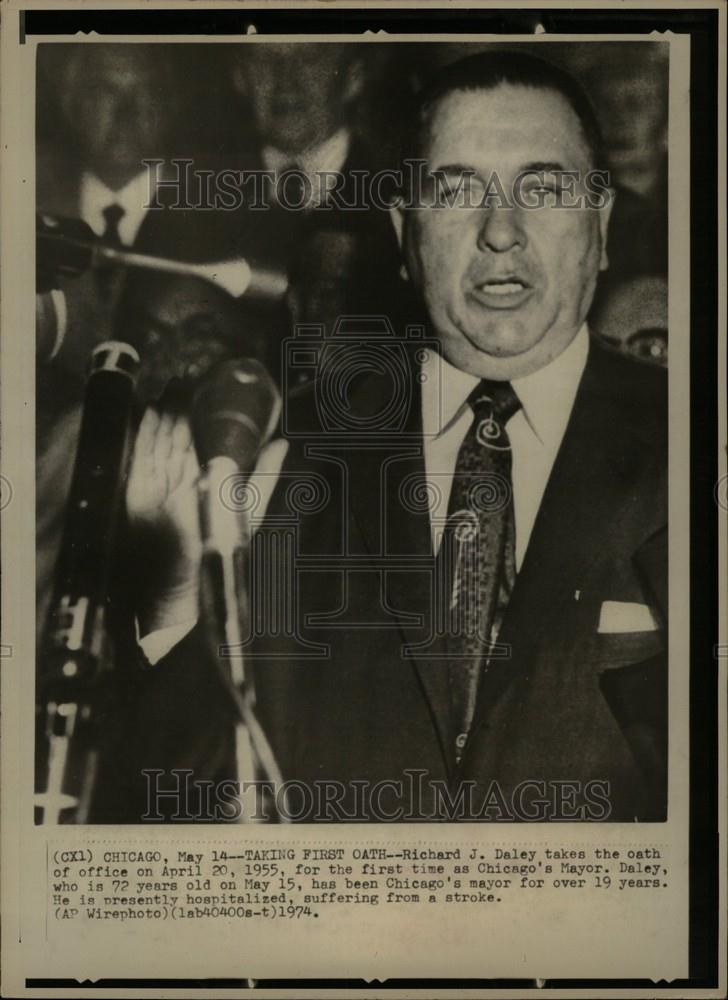 1974 Press Photo Richard J. Daley Chicago&#39;s Mayor - Historic Images