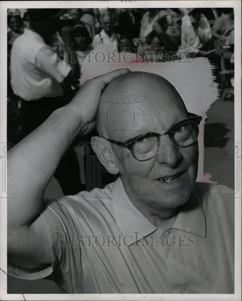 1966 Press Photo Howard Brown stage State Fair - Historic Images