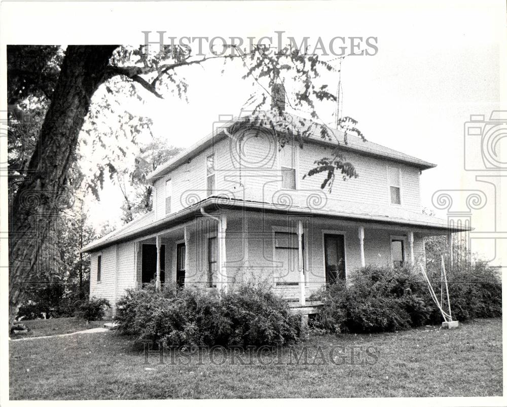 1980 Press Photo Farmhouse David Shannon Davis Death - Historic Images