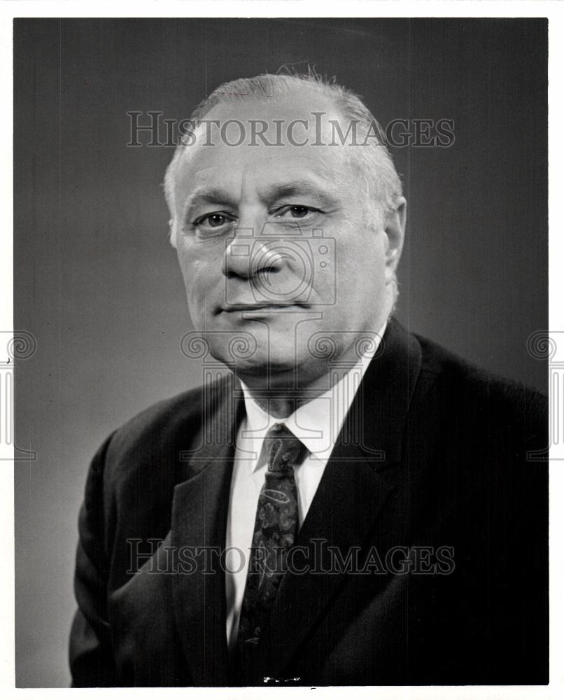 1967 Press Photo Sechrist elder manufacturer car parts - Historic Images