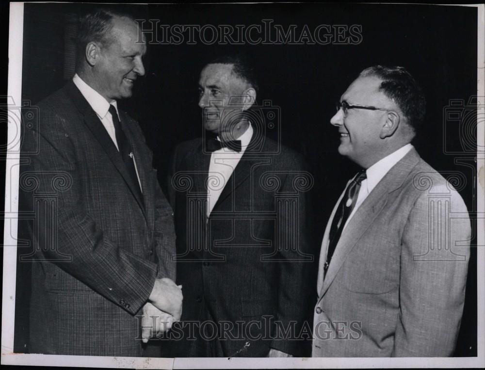 1960 Press Photo Ross Stevens Nelson Tisdale Rocwell - Historic Images