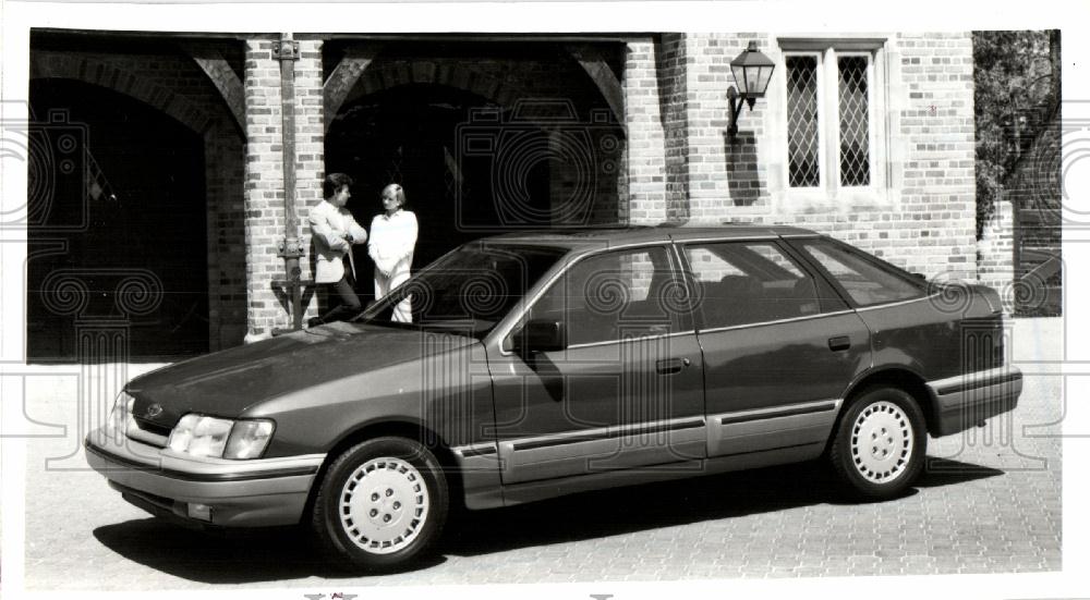 1987 Press Photo Test Drive Mercur Scorpio - Historic Images