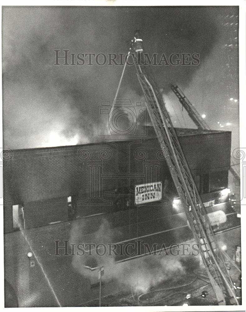 1985 Press Photo downtown restaurants burn again - Historic Images