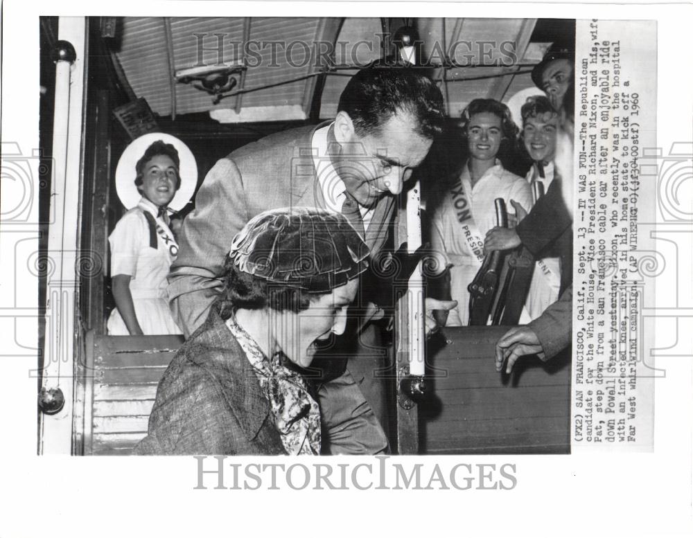 1960 Press Photo Richard Pat Nixon San Francisco cable - Historic Images