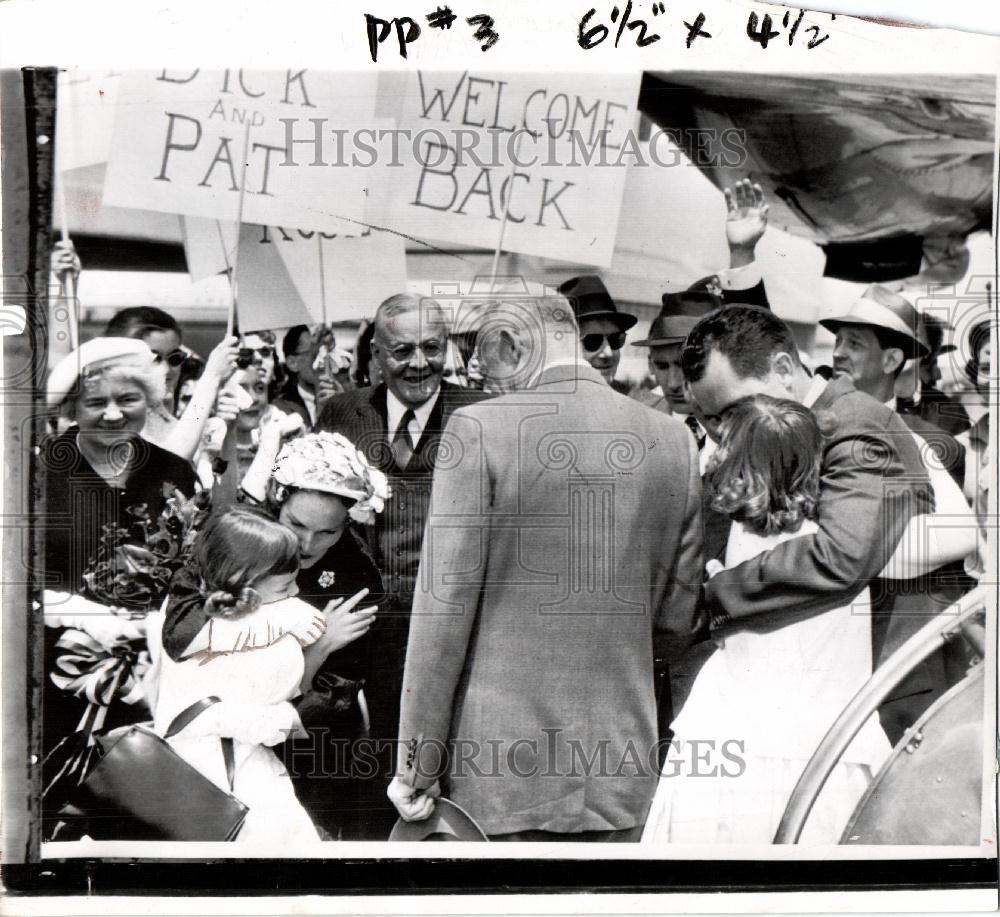 1958 Press Photo nixons leave president eisenhower - Historic Images