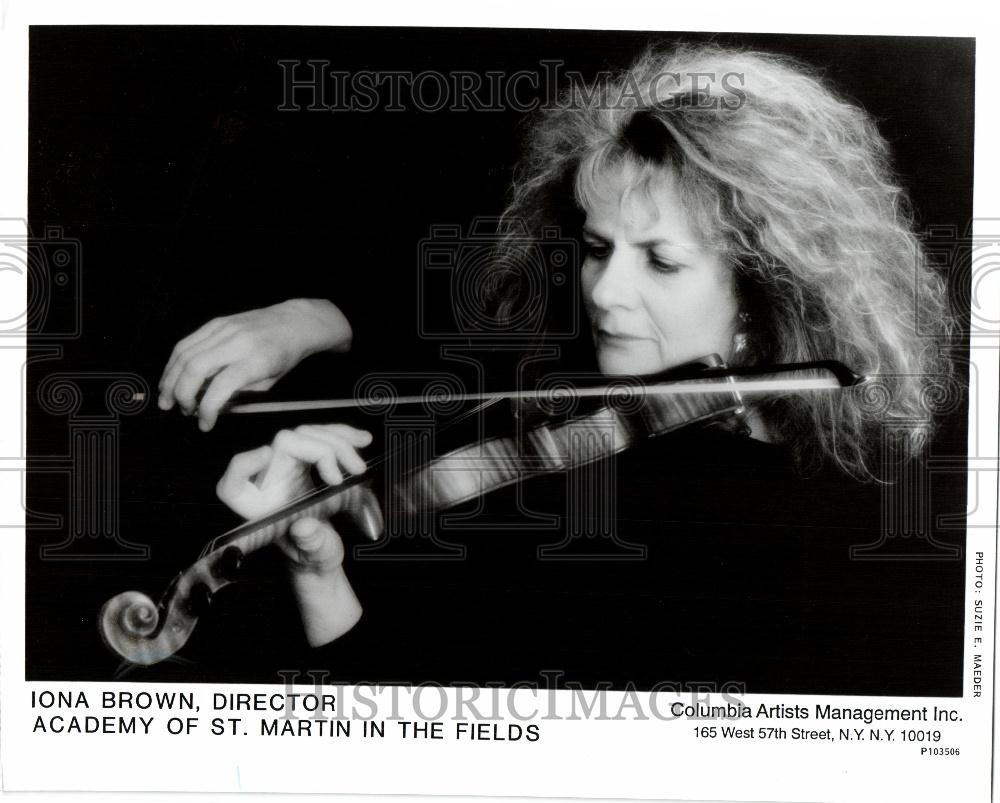 1995 Press Photo Iona Brown Director - Historic Images