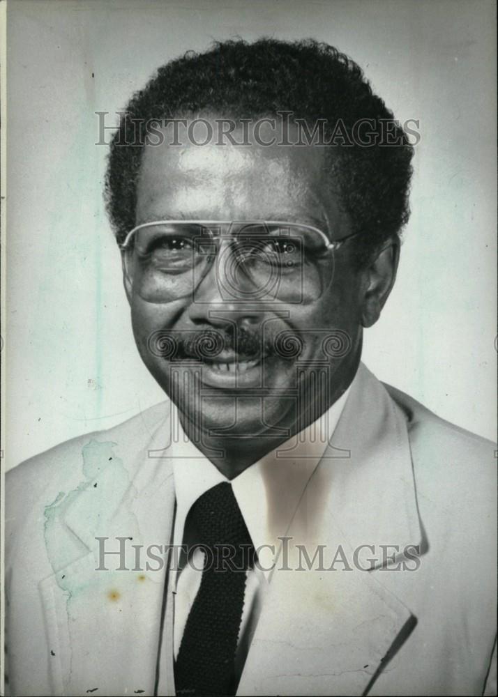 1984 Press Photo Malcolm Dade chairman Michigan state - Historic Images