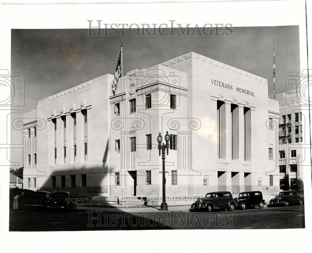 1944 Press Photo Veterans Memorial Building - Historic Images