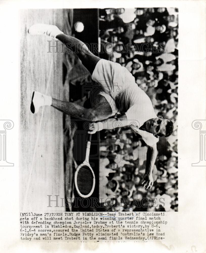 1955 Press Photo Tony Trabert Wimbledon tennis champion - Historic Images