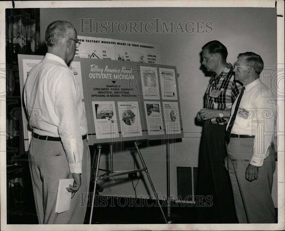 1956 Press Photo Mt. Pleasant workshop panel Michigan - Historic Images