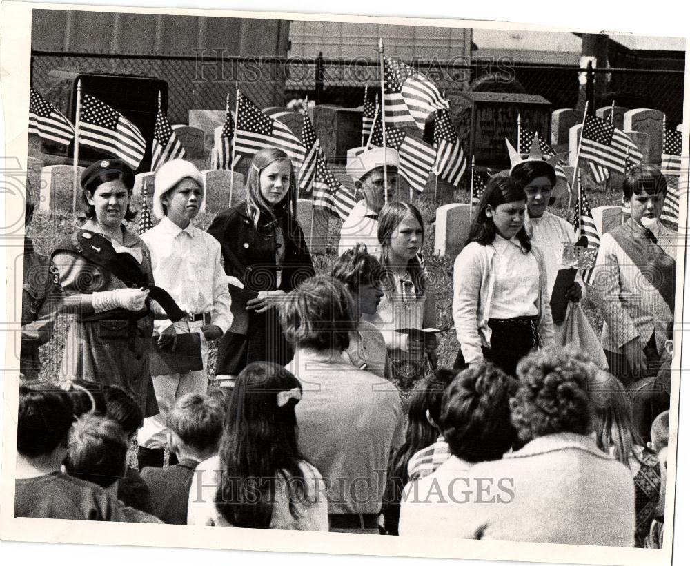 1970 Press Photo Higgins School honor state soldiers - Historic Images