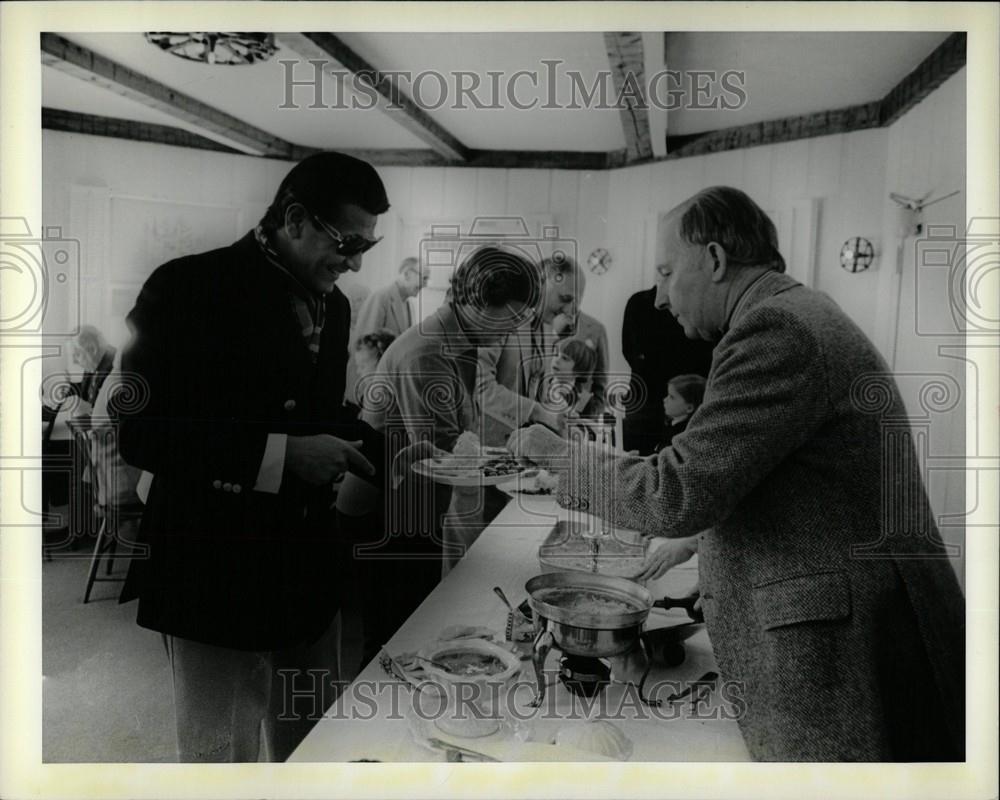 Press Photo Lovetts Inn Manager Charles Lovett - Historic Images