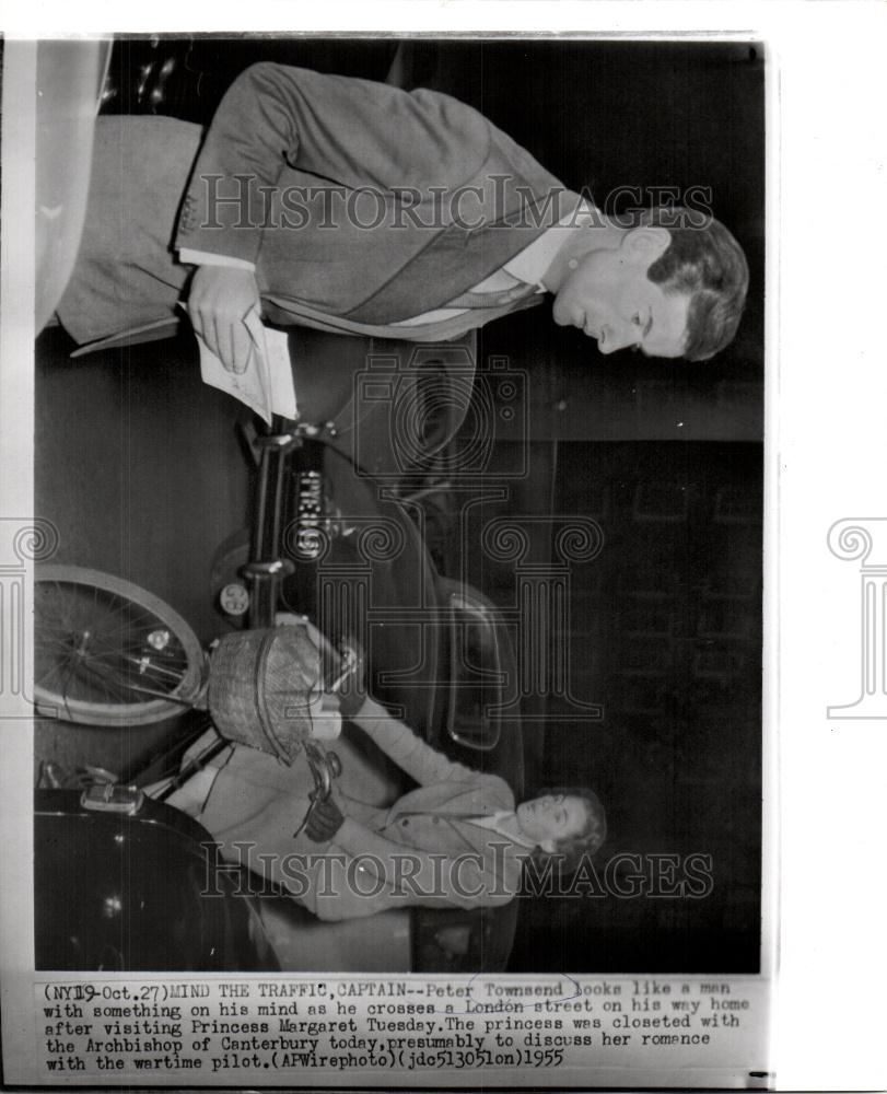 1955 Press Photo Peter Townsend home Princess Margaret - Historic Images