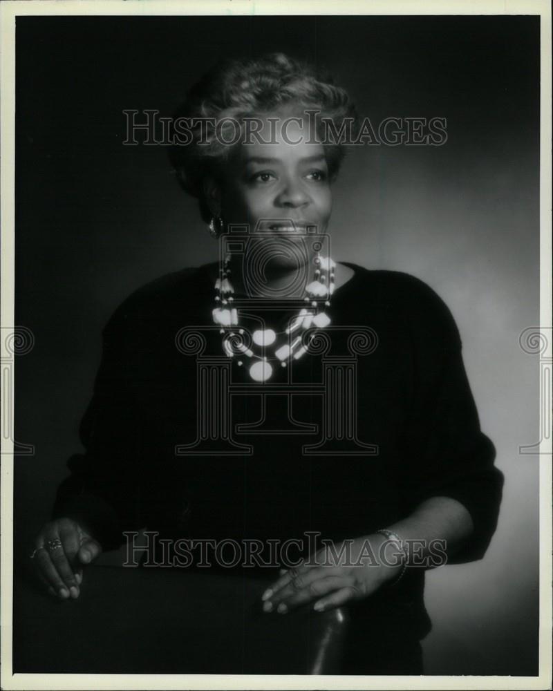 1987 Press Photo Jean Curtis Director public Library - Historic Images