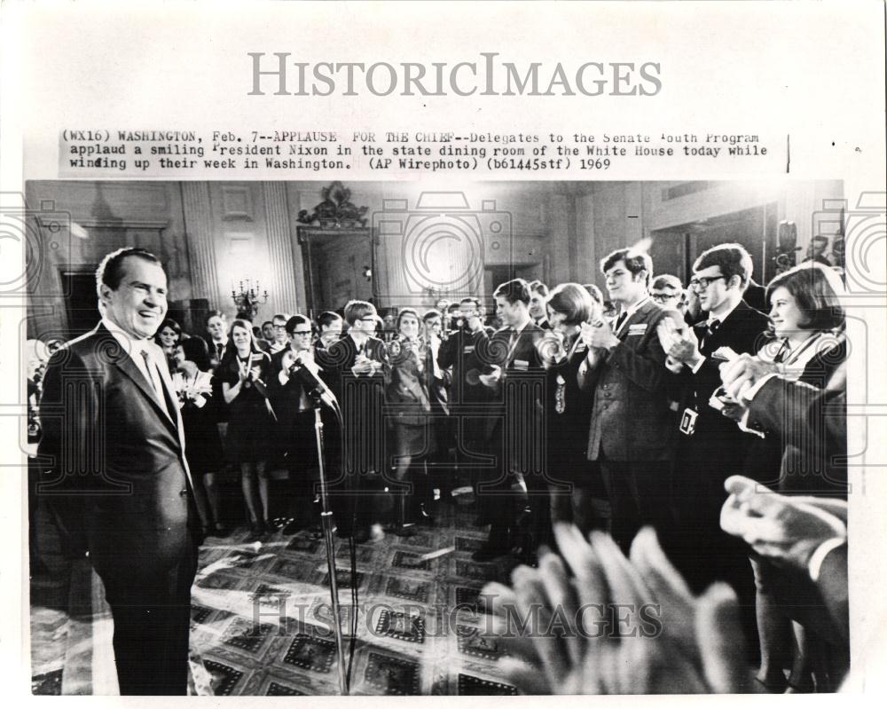 1969 Press Photo Richard Nixon Senate Youth Program - Historic Images