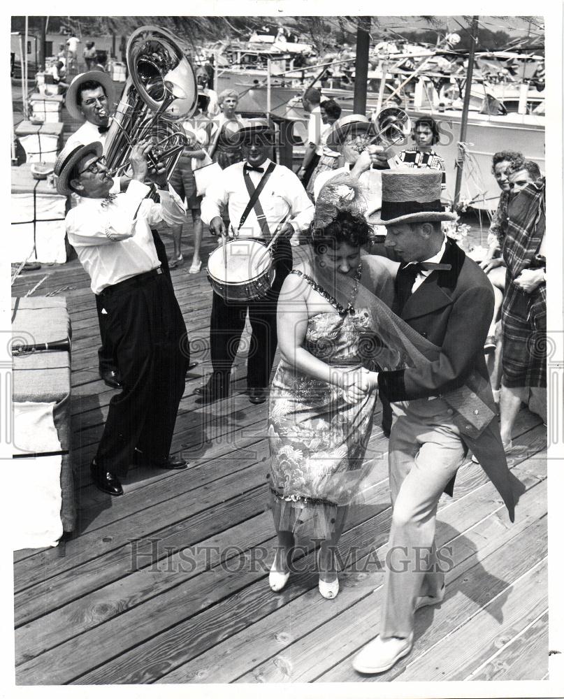 Press Photo music maestro earl totz david parker - Historic Images