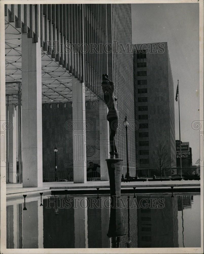 1965 Press Photo Michigan consolidated Gas Co. - Historic Images