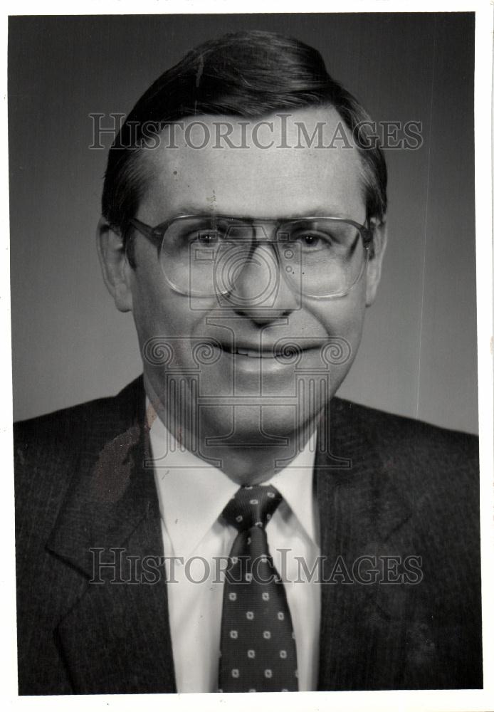 1986 Press Photo Lawrence Tarnan Attorney - Historic Images