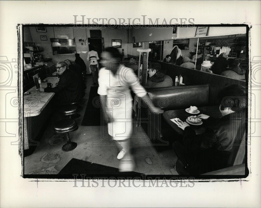 1988 Press Photo Memphis Grill Steaks Detroit - Historic Images