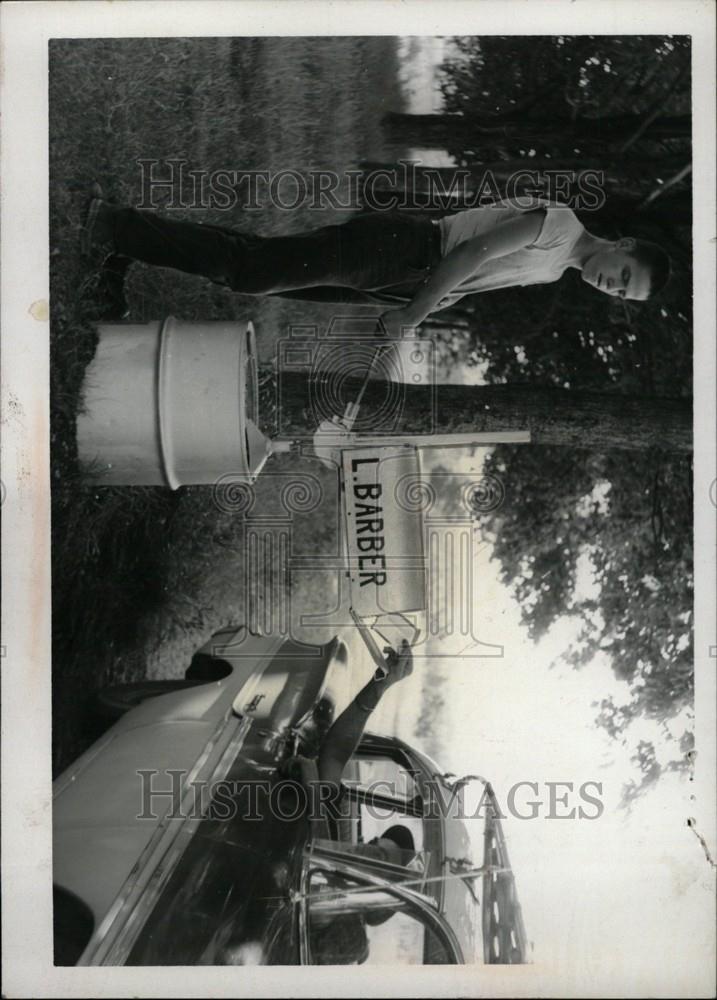 1961 Press Photo Lewis Barber Jack Mailbox Mesick - Historic Images