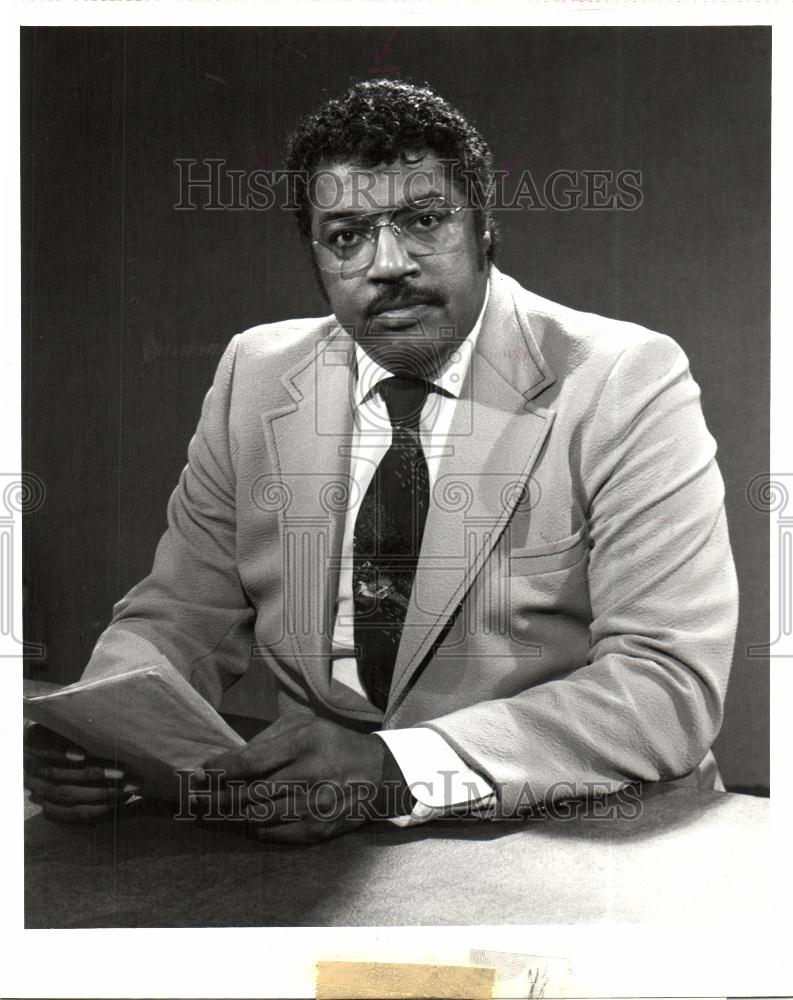 1981 Press Photo Bruce Brown Ten O' Clock news WTVS - Historic Images